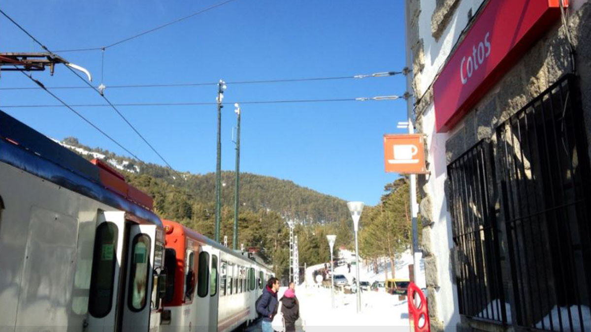 Foto de achivo de la estación ferrovial de Cotos.