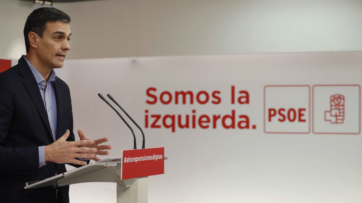 Pedro Sánchez en la sede del PSOE en Ferraz