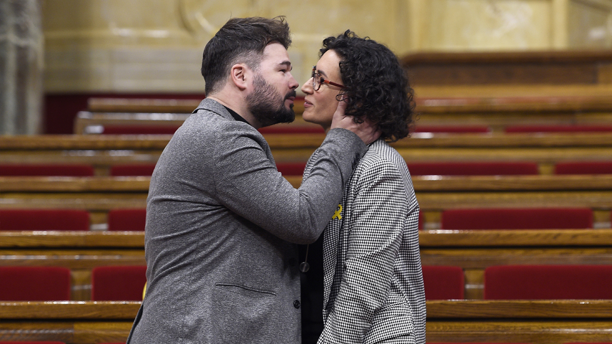 Gabriel Rufián y Marta Rovira. (Foto: AFP)