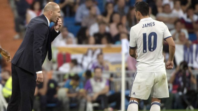 Valderrama: «James no va a jugar en el Real Madrid ni con los 24 lesionados»