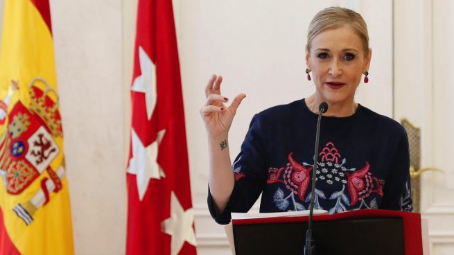 Cifuentes pide en el homenaje a Gregorio Ordóñez «unidad» para «no olvidar a las víctimas del terrorismo»