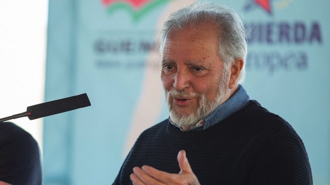Julio Anguita permanece en la UCI del Hospital Reina Sofía en estado crítico