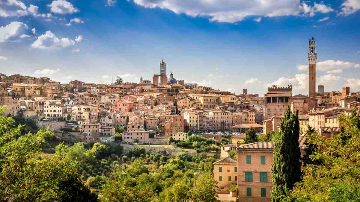 Lugares, rutas, planes y dónde comer en Siena.