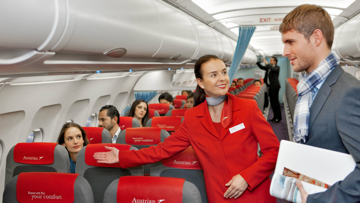 Beber café en los aviones podría ser una mala idea