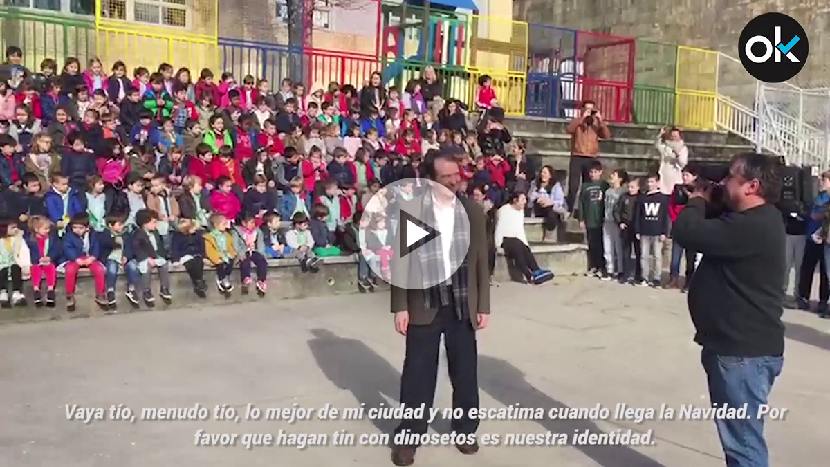 Vídeo del alcalde de Vigo mientras los alumnos del CEIP Lope de Vega le cantan «Vaya Tío»