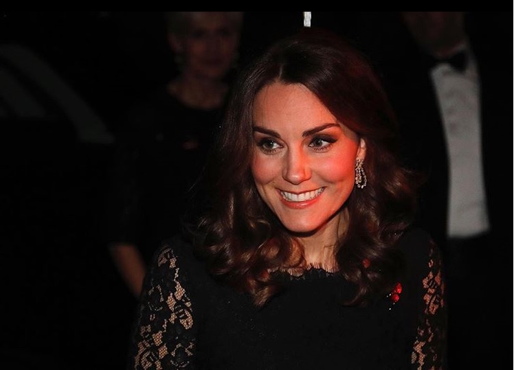 Kate Middleton se plantea dar a luz en su hogar