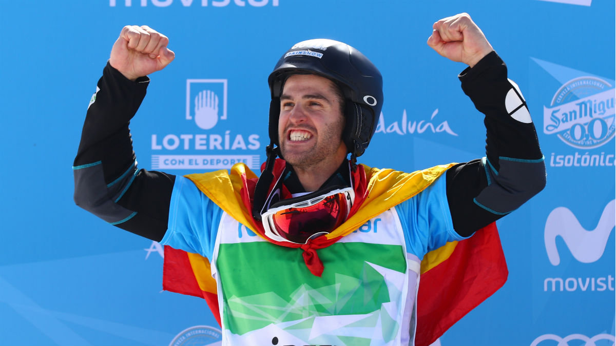 Lucas Eguibar, durante el mundial de snowboard. (Getty)