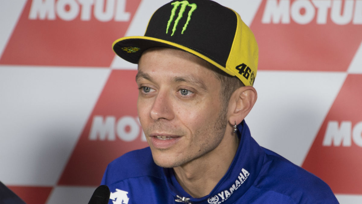 Valentino Rossi ha reconocido que quiere seguir compitiendo en MotoGP más allá de esta temporada, descartando por tanto una hipotética retirada a la finalización de su actual contrato con Yamaha. (Getty)