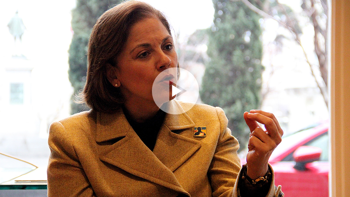 La senadora María del Rosario Guerra, en entrevista con OKDIARIO. (Foto y vídeo: E. Falcón)