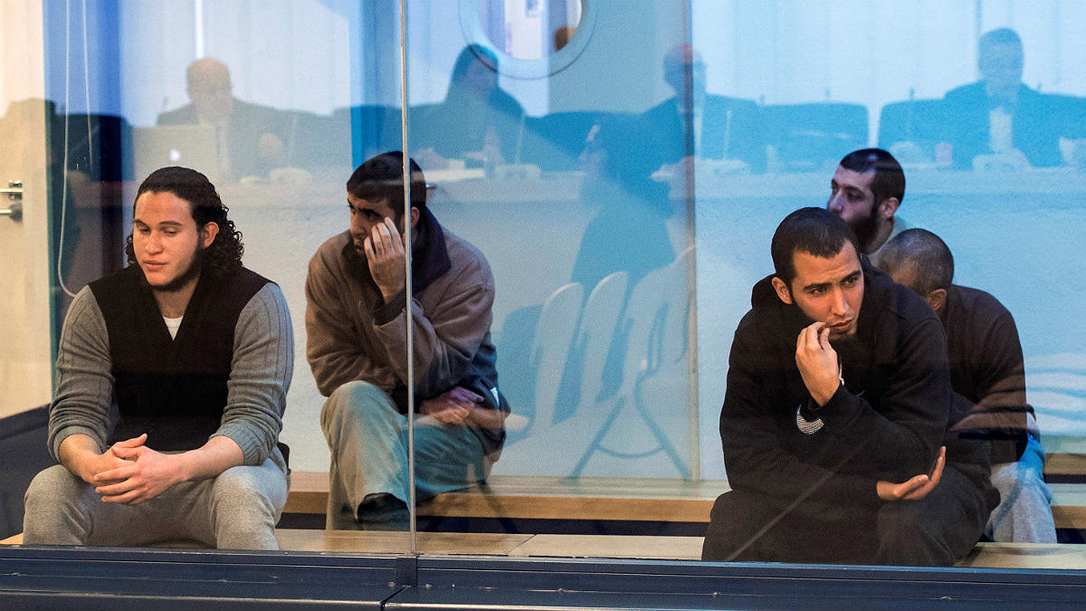 Los acusados de formar una célula yihadista para atentar en Barcelona, durante el juicio en la Audiencia Nacional. (EFE)