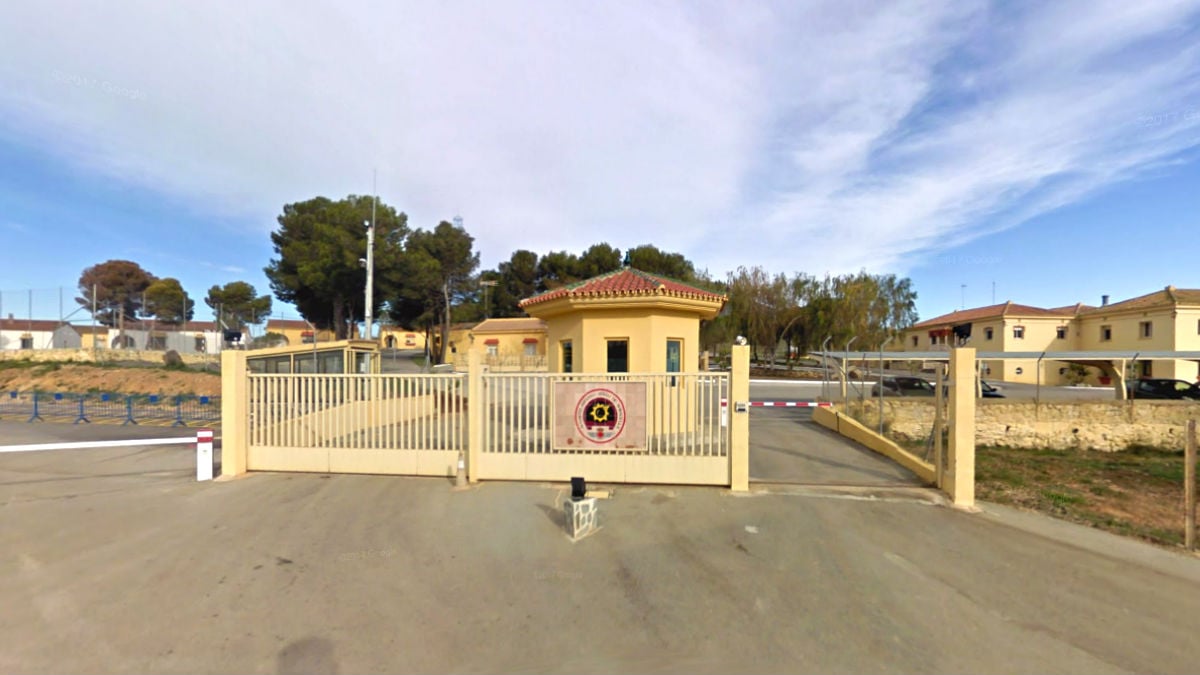 Exterior del cuartel aéreo de Bobadilla, en Antequera, donde se produjo la presunta violación.
