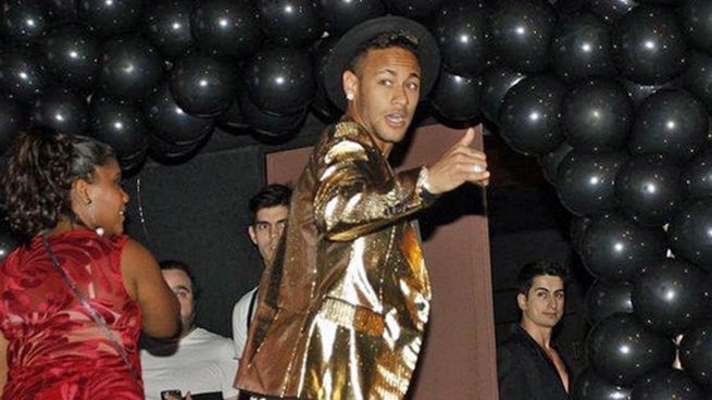 Neymar, durante una de sus fiestas.