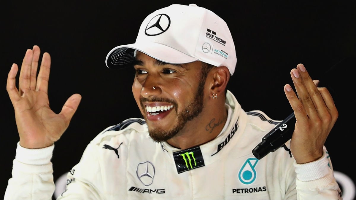 Tanto Lewis Hamilton como Mercedes dan por hecha la renovación del contrato del piloto británico con el equipo, algo que queda pendiente de la mera formalidad de la firma. (Getty)