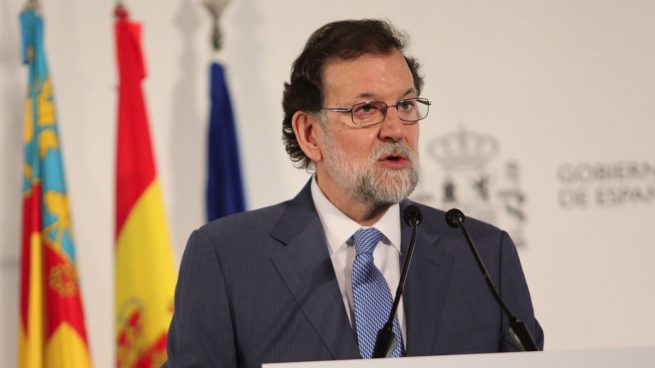 Rajoy pone en valor al PP frente a los «oportunismos y ensoñaciones» de otros