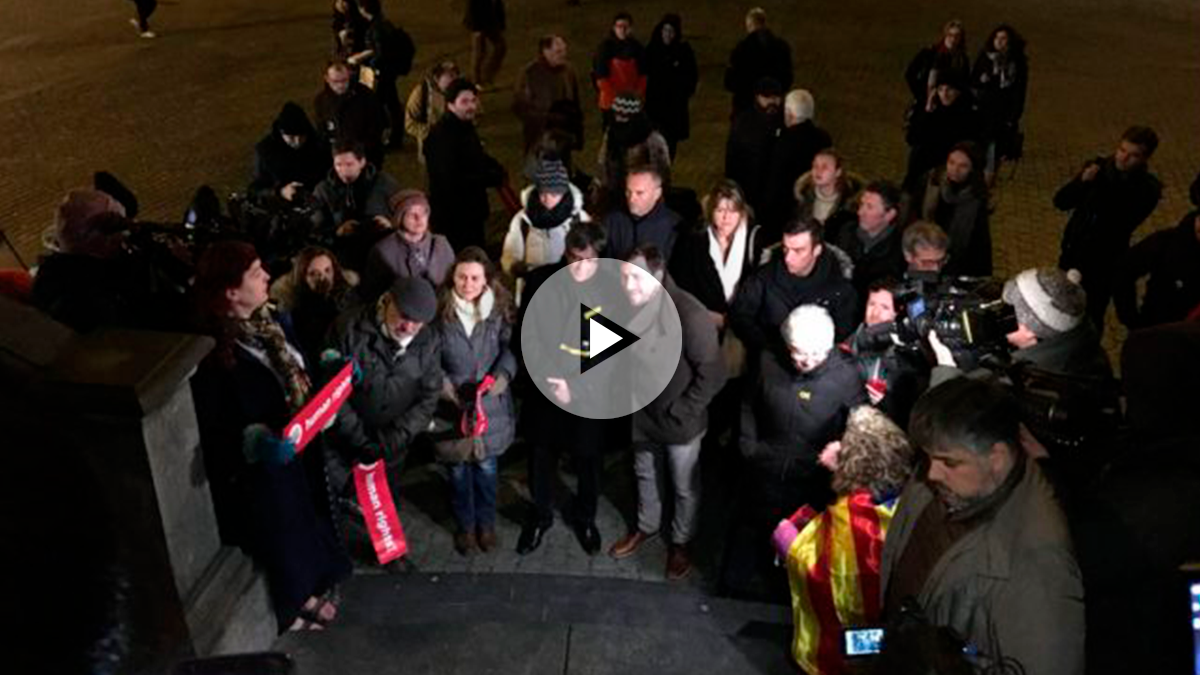 Puigdemont celebra sus 100 días huido en Bélgica (Foto: @adelgadoRne)
