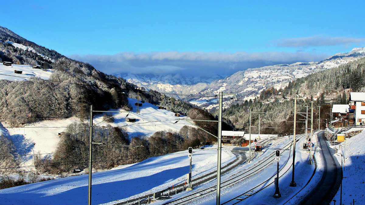 Las líneas de ferrocarril se han visto afectadas por el temporal de frío y nieve.