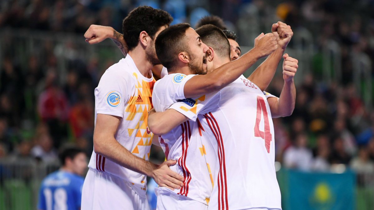 Los jugadores de España celebran un gol en el Europeo Futbol Sala 2018. (UEFA)