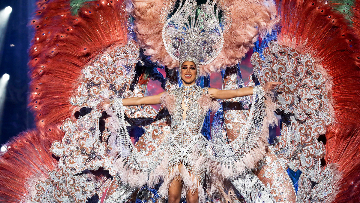 Ana Suárez Álvarez, reina del Carnaval de Las Palmas. (Foto: EFE)