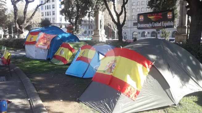 CRISIS EN CATALUÑA 4.0 - Página 30 Campamento-espana-tabarnia-play-655x368