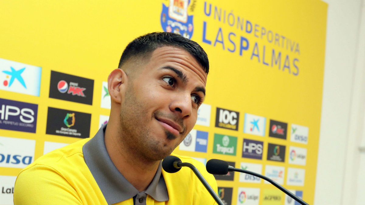 Jonathan Viera, en rueda de prensa. (EFE)