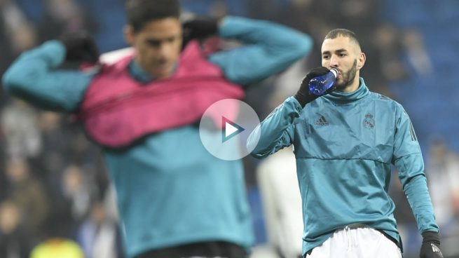 Todos a una: el Bernabéu empujó a su equipo desde las alineaciones ?>