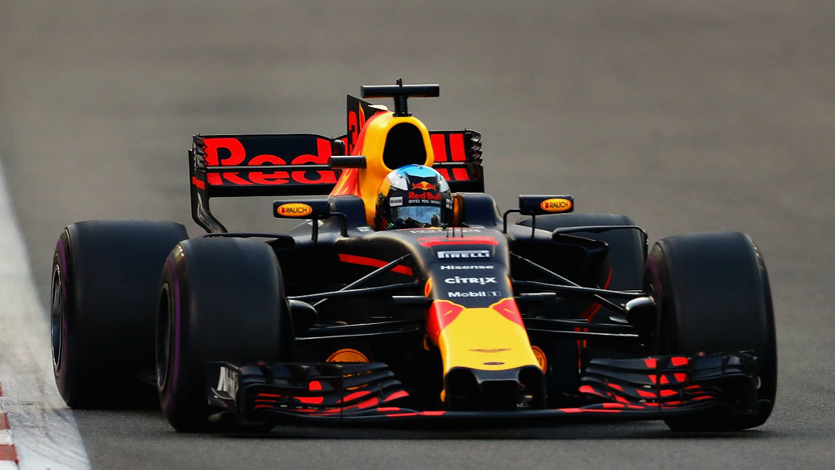 Según Helmut Marko, el nuevo monoplaza de Red Bull para la temporada 2018 de Fórmula 1 va a ser competitivo desde el principio, algo que no sucedió el año pasado. (Getty)