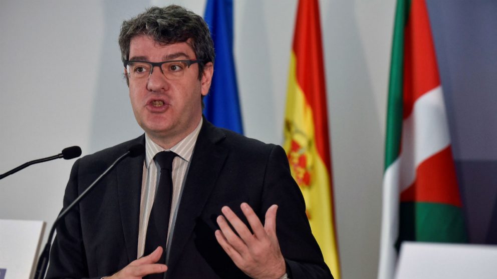 El ex ministro de Energía, Álvaro Nadal (Foto: EFE).
