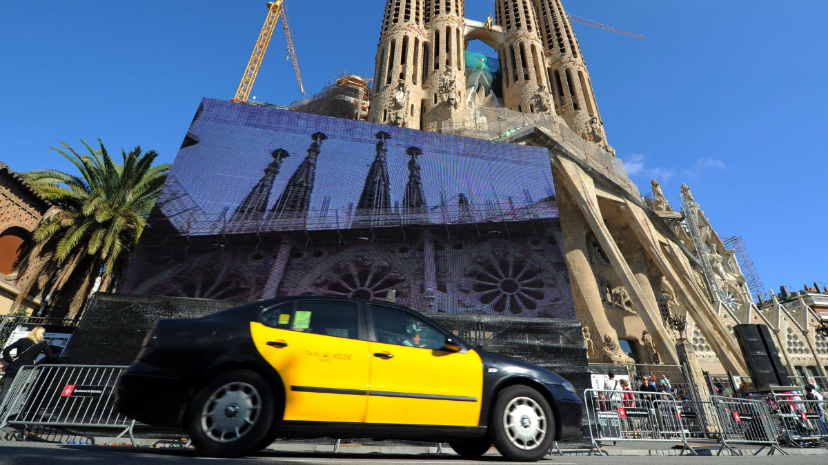 Los taxis de Barcelona, alerta ante la llegada de Uber
