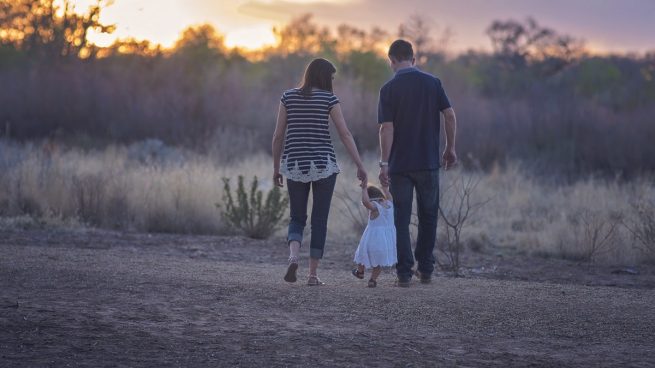 permisos de paternidad y maternidad