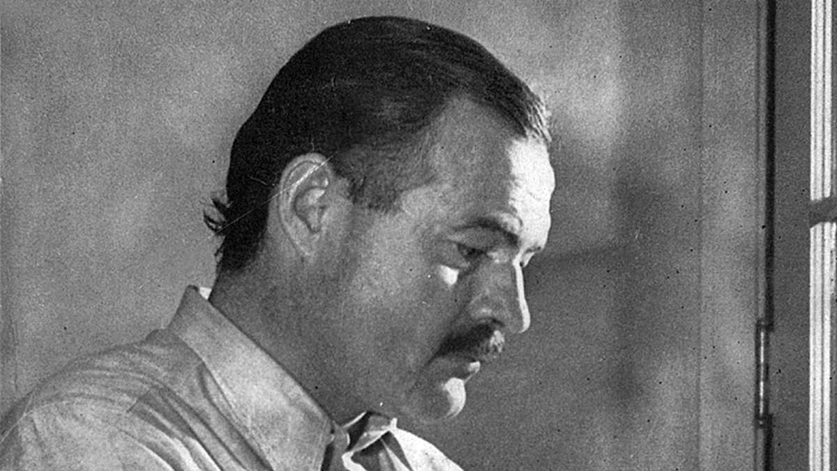 10 frases para reflexionar de Ernest Hemingway
