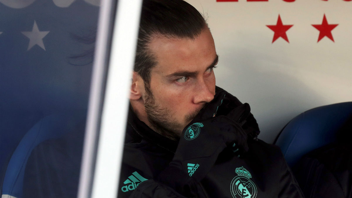 Bale en el banquillo de Butarque. (EFE)