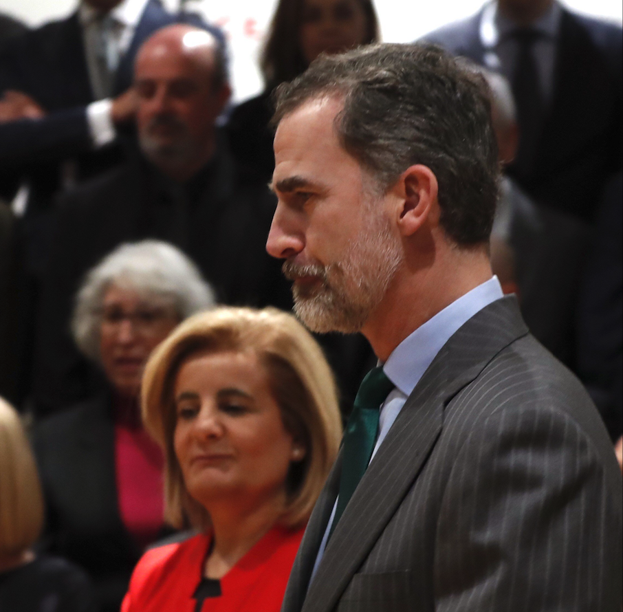 El Rey Felipe vi con la Ministra de Empleo Fátima Báñez