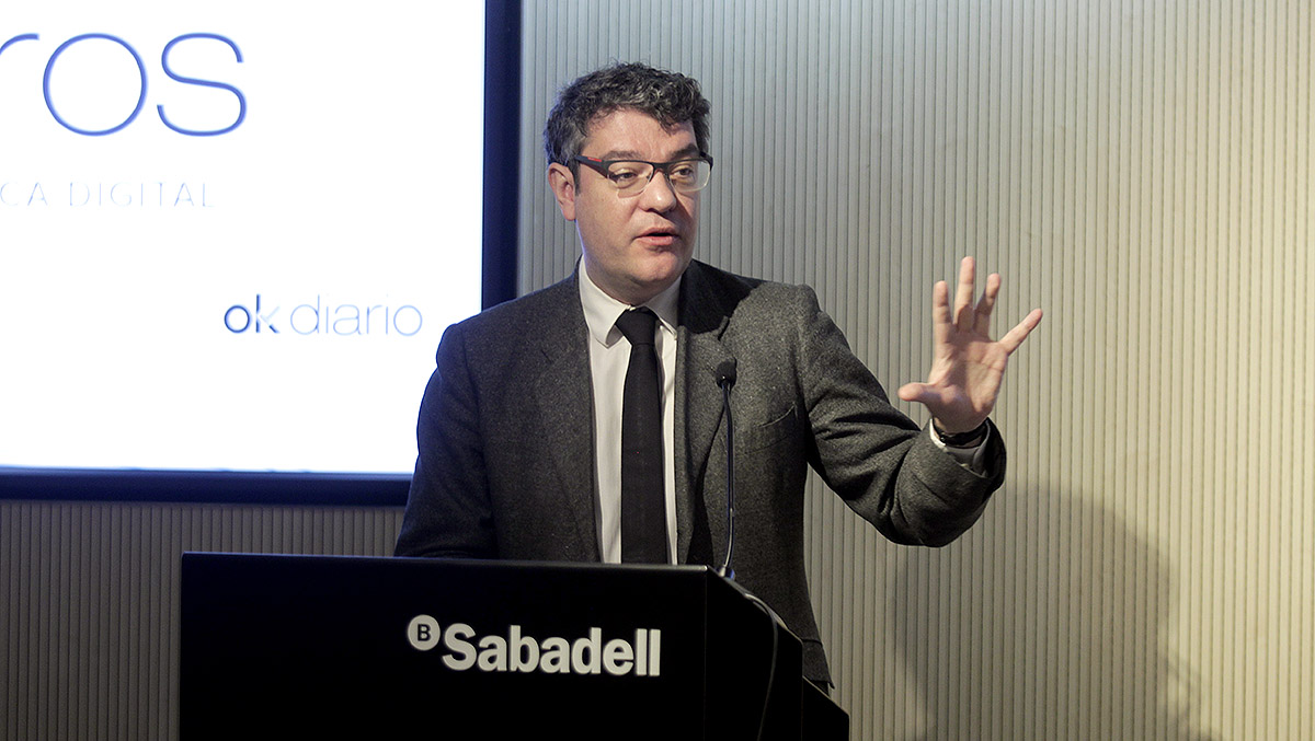El ministro de Energía, Turismo y Agenda Digital, Álvaro Nadal, durante su intervención en el OKFORO sobre Innovación y Banca celebrado en el Auditorio de Banco Sabadell en Madrid.