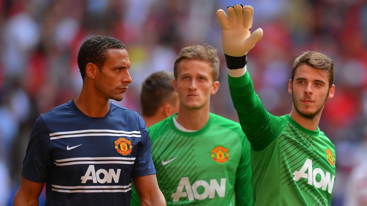 David de Gea y Rio Ferdinand tras un partido con el United. (Getty)