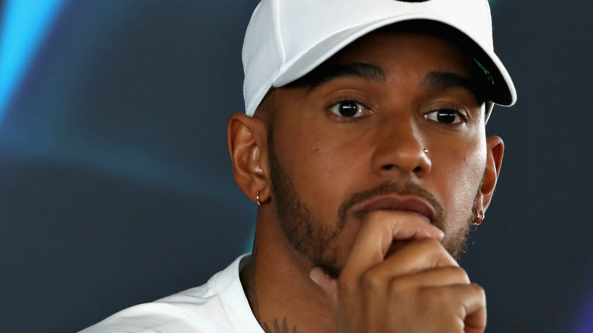 Lewis Hamilton cuenta con Ferrari y Red Bull como principales rivales para el título este año, otorgándole el beneficio de la duda a McLaren, ahora con motor Renault. (getty)