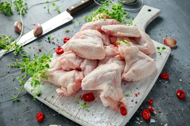 Receta de alitas de pollo al ajillo fáciles de preparar