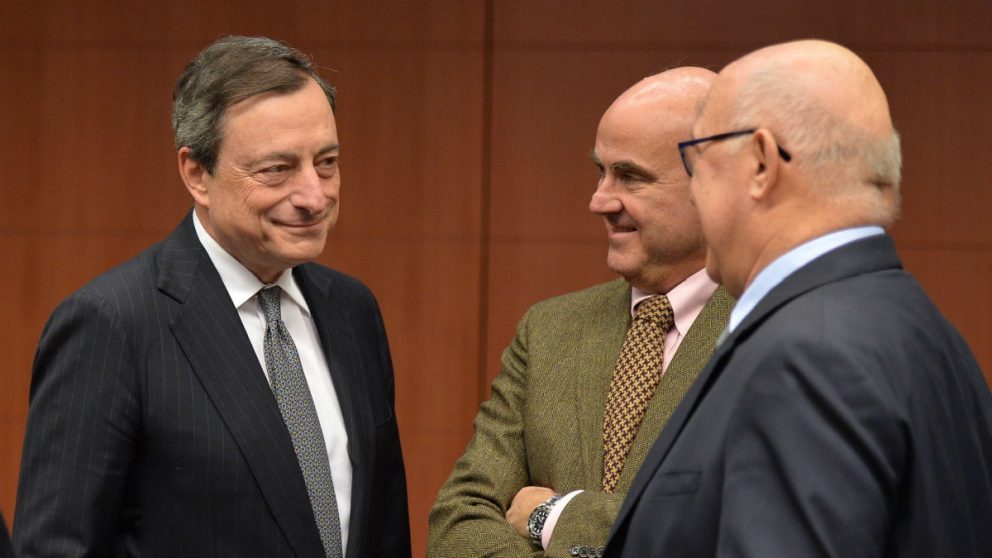 Mario Draghi y Luis de Guindos (Foto: GETTY).