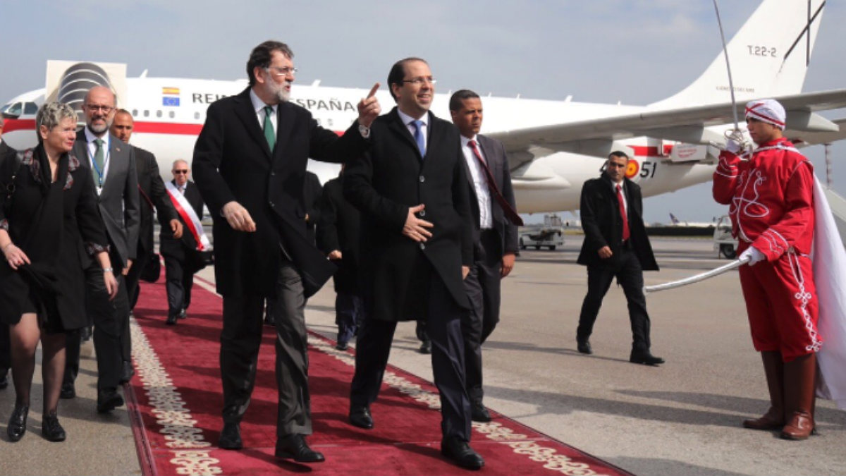 Mariano Rajoy y Yusef Chahed, primer ministro de Túnez. (Foto: Moncloa)