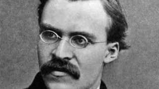 Friedrich Nietzsche y 10 frases célebres del influyente filósofo alemán