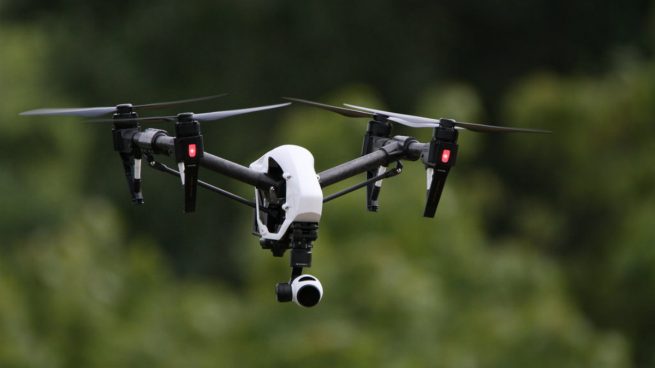Los drones también desfilan en pasarelas de moda