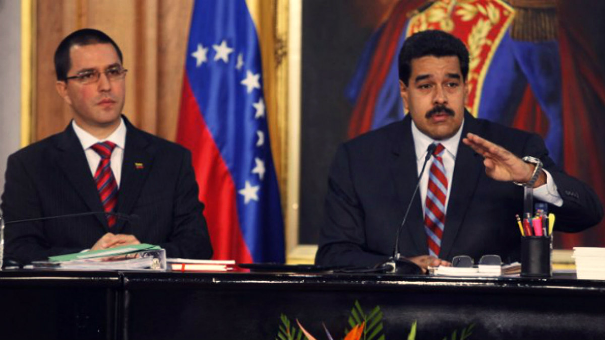 El dictador de Venezuela, Nicolás Maduro, y su canciller, Jorge Arreaza.