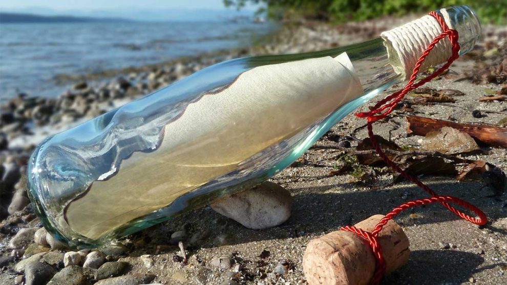 Una pareja de Puerto Rico ha encontrado recientemente el mensaje en una botella que dos marineros gallegos lanzaron al Atlántico Norte en 2016