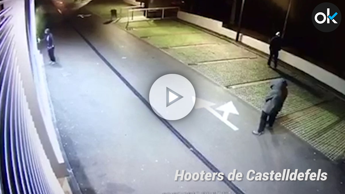 hooters-vandalos
