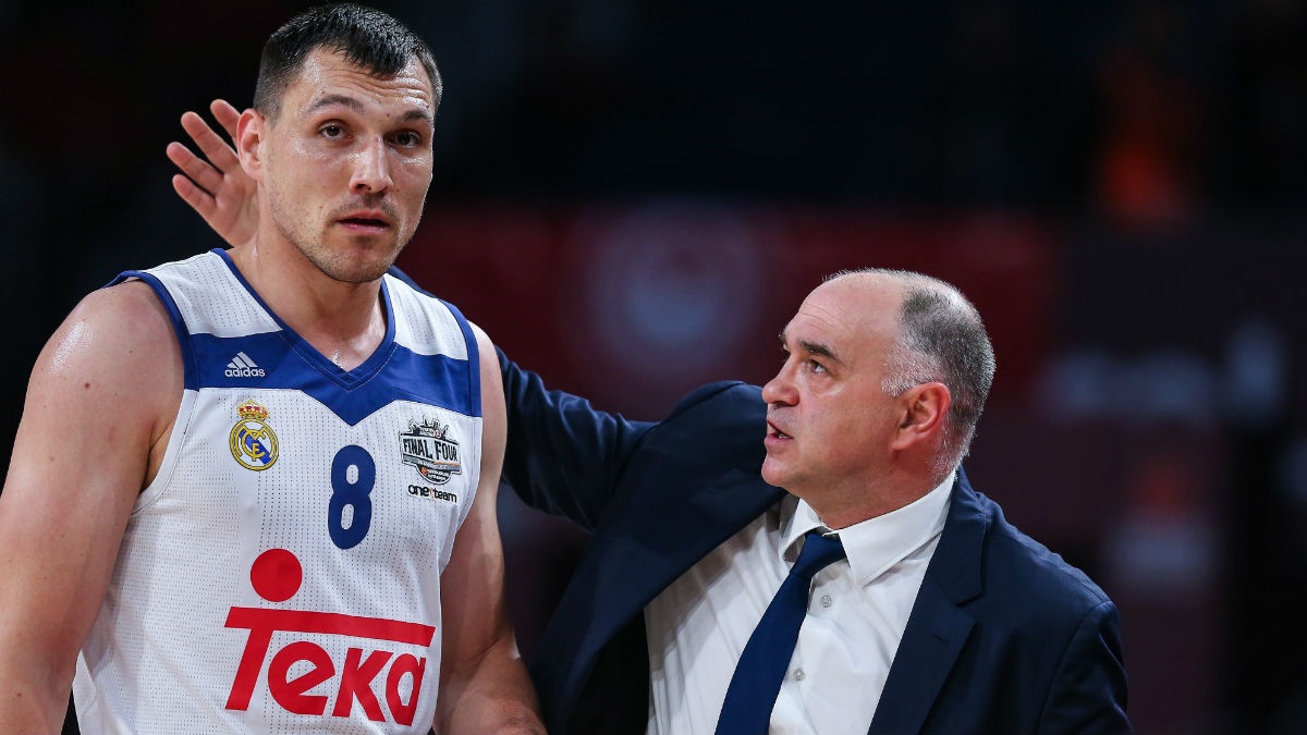 Jonas Maciulis, junto a Pablo Laso. (Getty)