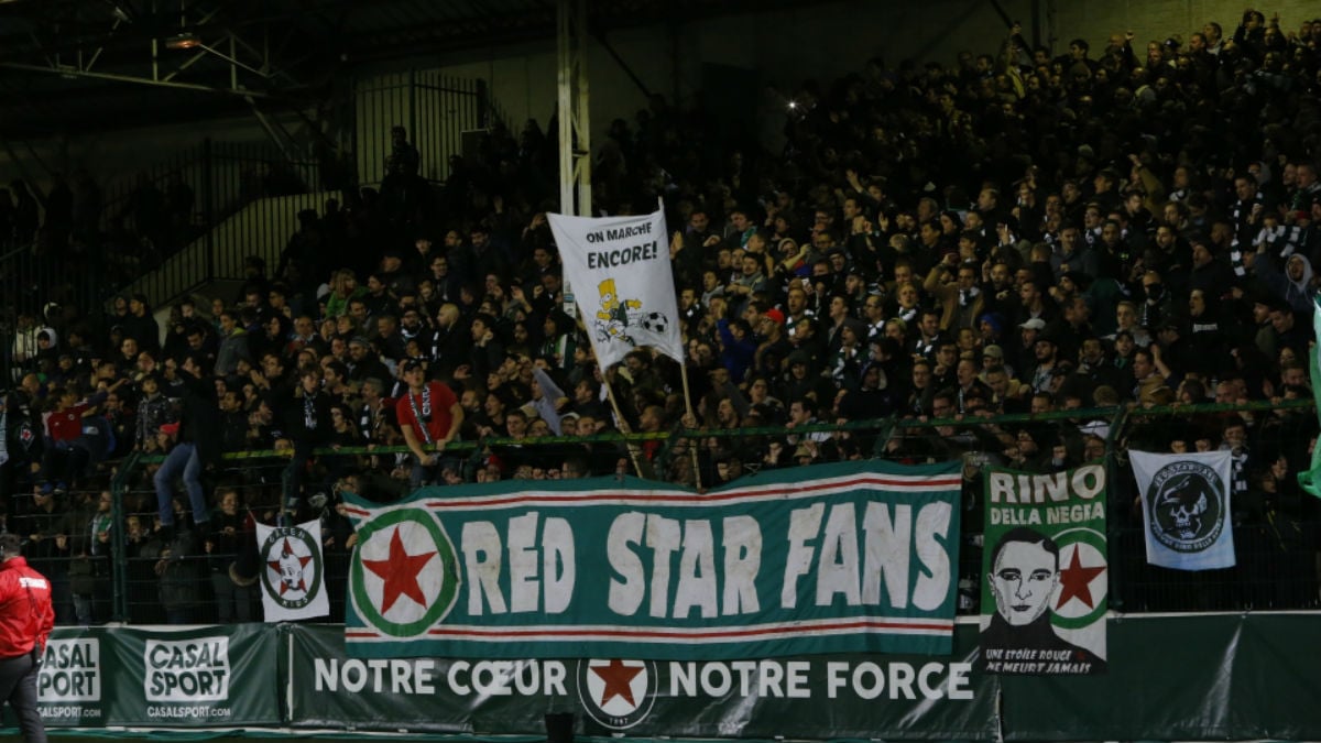 Los aficionados del Red Star, durante un encuentro. (redstar.fr)