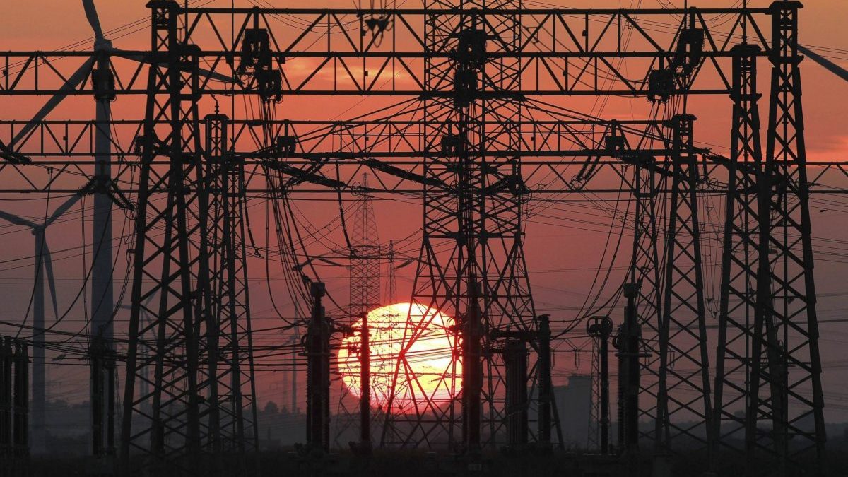 Grandes compañías eléctricas (Foto- Istock)