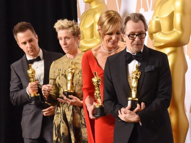 Sam Rockwell, Frances McDormand, Allison Janney y Gary Oldman posan con sus respectivos premios Oscar por sus interpretaciones. Foto: AFP