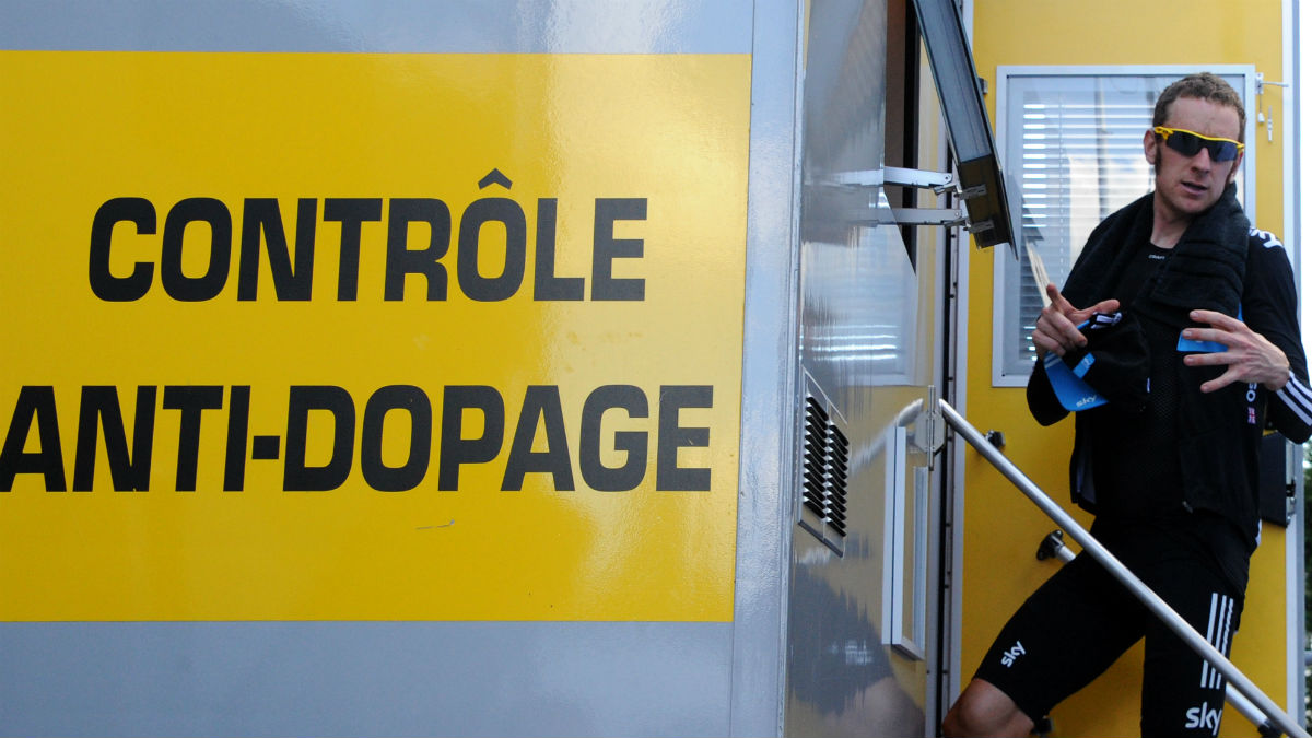 Bradley Wiggins, en un control antidopaje del Tour 20112. (AFP)