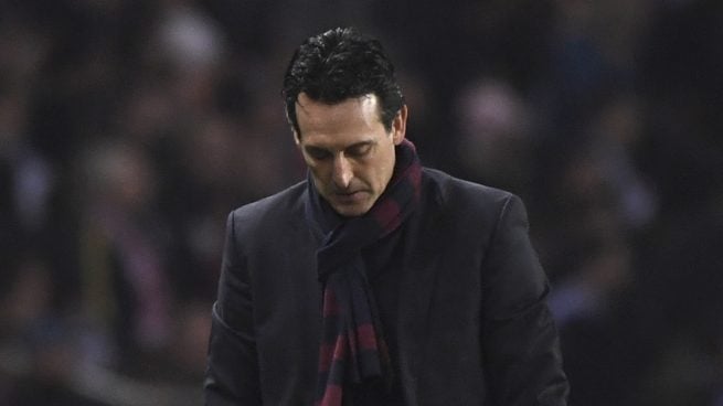 Unai Emery, cabizbajo durante el PSG-Real Madrid.