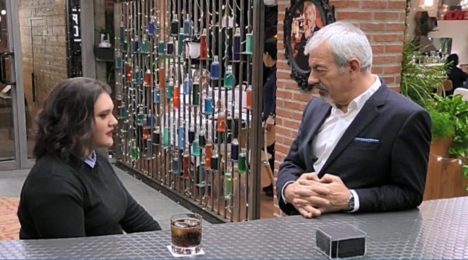 Ángela en ‘First Dates’ (Foto: Cuatro).